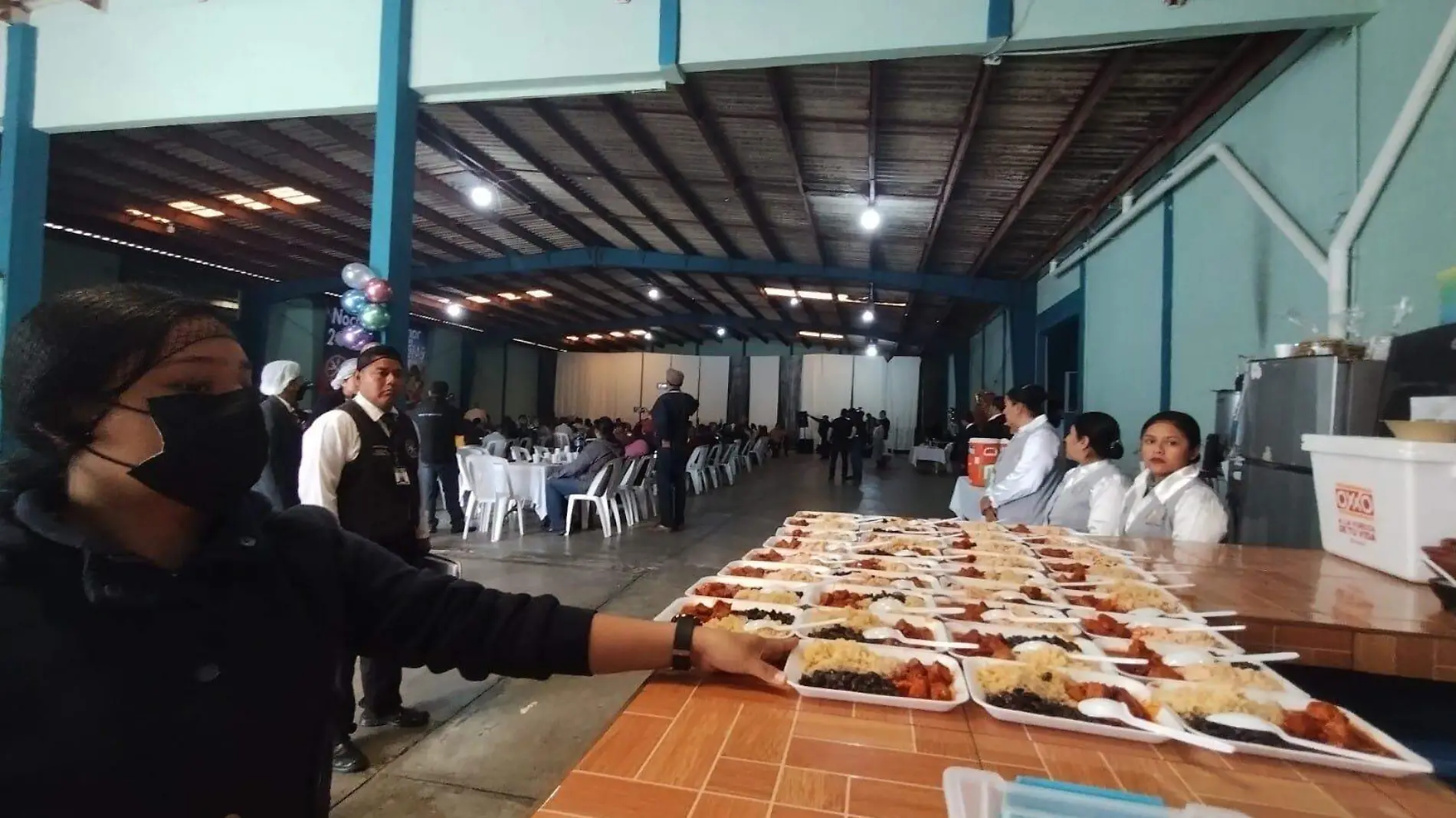 Comedor El Buen Samaritano, mantiene su actividad los martes y viernes, beneficiando entre 120 a 130 personas, de diferentes colonias de Tampico 